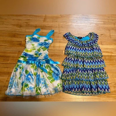 Conjunto de 8 vestidos florales y estampados en capas sin mangas de verano Amy Byer Girl Foto 1 de 4