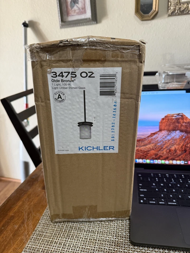 Мини-кулон Kichler 3475 унций Hendrik одинарный легкий ширина 6 дюймов с атласным травленым стеклом - Изображение 1 из 1