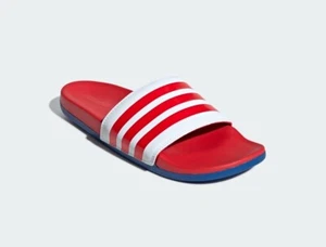 Nuovo Adidas Uomo Schiuma Adilette Comfort Slides US 7 Rosso Bianco Blu EG1853 - Foto 1 di 6