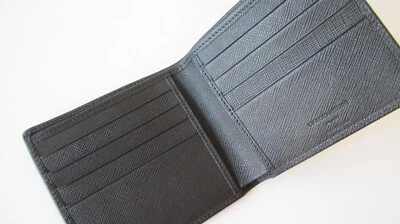 Giorgio Armani 男式双折皮革钱包...Saffiano 黑色...#604 — 第 1/3 张图片