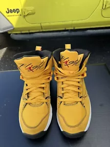 Dwayne Wade Jordan Flight 45 High Max High Yellow 524866-701 Size 11.5 - Picture 1 of 10