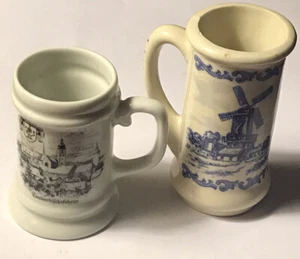 Tazas miniatura vintage de Alemania y Holanda molino de viento azul y escena de granja - Imagen 1 de 7