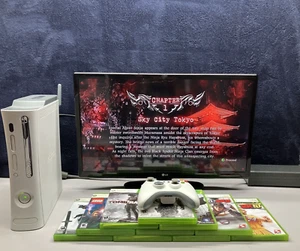 Microsoft Xbox 360 Console Bundle - 1 Controllers & 10 Games - Works Perfect - Picture 1 of 19