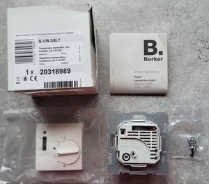 Berker 20318989 Regulador de temperatura uP, 24V, abridor, cubierta 55mm, interruptor basculante - Imagen 1 de 4