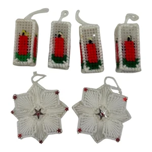 6 adornos navideños vintage hechos a mano de plástico con punta de aguja ~ caramelos y copos de nieve - Imagen 1 de 9