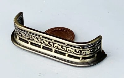 Dolls House Metal Curved Fire Fender 1:12 Scale Miniature Accessory 1961 tumdee - Image 1 of 4