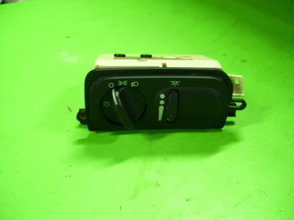 INTERRUPTOR DE FAROS 98 Chrysler Concorde OEM Foto 1 de 1