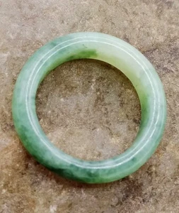 Anillo de Jade Tamaño 6.5 Banda Natural Birmano Pulido Sin Tratar Curativo Gemas Genuinas - Imagen 1 de 7