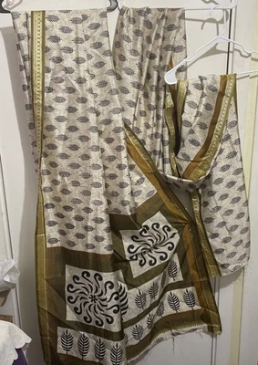 India Vintage Seda Sari Material 44x192 Appx 6 Yardas Madhu Arco Iris Hoja de Oro Nuevo Foto 1 de 4