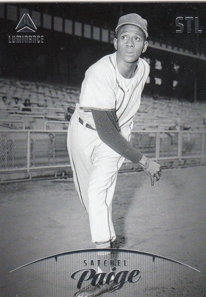 SATCHEL PAIGE CHRONICLES LUMINANCE BASE ST. LOUIS BROWNS #2 2023 23 PANINI - Image 1 of 1