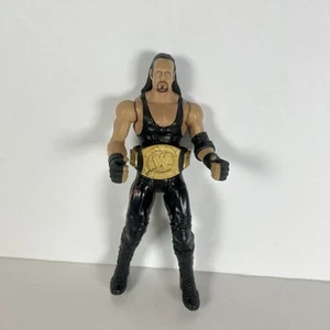 THE UNDERTAKER  With Championship Belt Included Look WWE WWF 2010 Mattel - Picture 1 of 6