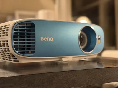 BenQ TK800M 4K UHD Home Theater Projector with HDR and HLG | 3000 Lumens - Image 1 of 4