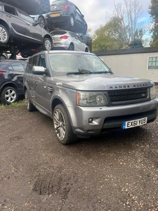 2011 Range Rover Sport Hse Sdv6 A Headlight Bonnet Bumper Breaking Whole Vehicle - Picture 1 of 3