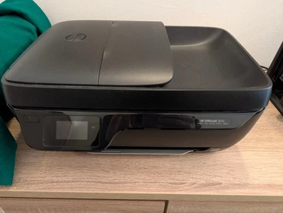 HP Officejet 3834 Stampante Multifunzione a Getto d'Inchiostro Wi-Fi - Image 1 of 4