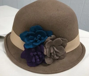 Scala Woman's Hat Handmade One Size Pecan Color Felt with Felt Flowers NEW - Picture 1 of 6