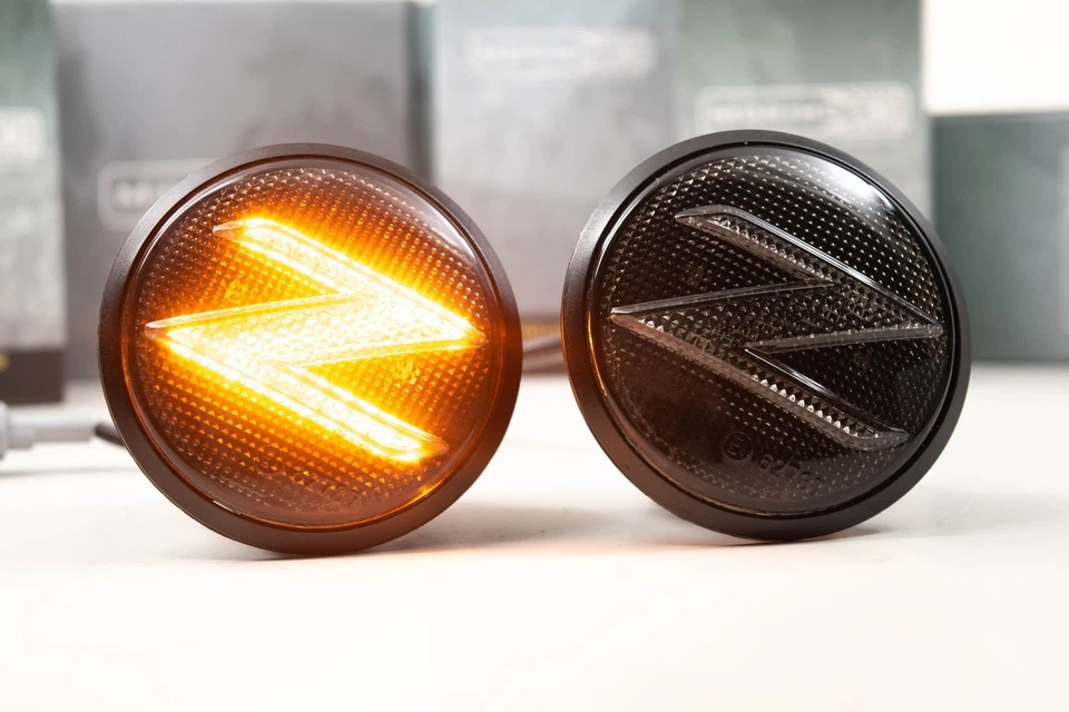 Luces de señalización laterales LED de humo negras Morimoto LF0561 para Nissan 370Z 2009-2020 Foto 1 de 4