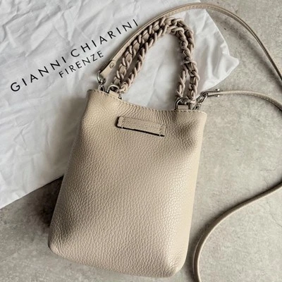 Bolso Bandolera Giannichiarini Camilla Cuero 2 Vías Beige Casi Como Nuevo Foto 1 de 4