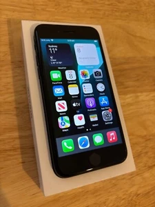 Apple iPhone SE 2022 128GB Midnight Black Unlocked Good Condition See Images - Picture 1 of 18