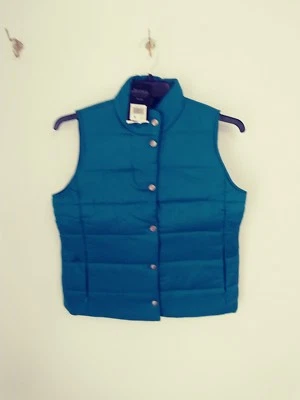 NWT $48 Women's Size Small Aquamarine Puffer Vest Jacket Daisy Fuentes - Image 1 of 4