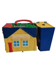 Thomas die Zugfreunde Take-N-Play Faltgleis Maithwaite Bahnhof Sodor 2009 - Bild 1 von 3