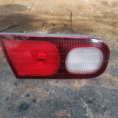 Luz de marcha atrás freno trasero izquierdo ACURA INTEGRA 94-97 CARCASA OEM 4 PUERTAS HONDA Foto 1 de 4