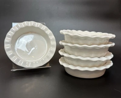 NEW Circa White Ruffle Mini Dessert Ramekin Dish Set of 5 Porcelain Bowls - Image 1 of 4
