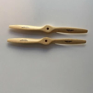 REV-UP SERIES 400C 8 3/4 x 6 1/2 RC AIRPLANE PYLON RACING PROPS NEW - Picture 1 of 2