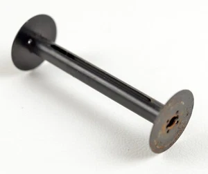 620 Film - Roll Film - Vintage - Take Up Spool - Black Metal - Picture 1 of 2