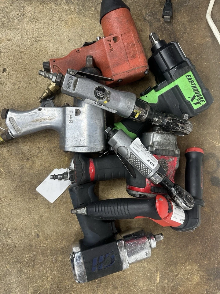 Lote de 8 herramientas neumáticas sin probar como están Foto 1 de 1