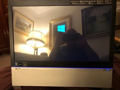 Acer Aspire All-In-One PC (20-Inch: AZ5101-UR20P.  Parts Or Repair Powers Up - Image 1 of 4