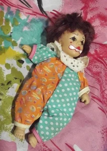 VINTAGE 996 TOYSTAR LTD HONG KONG SOFT BODY 8" CLOWN DOLL - Imagen 1 de 2