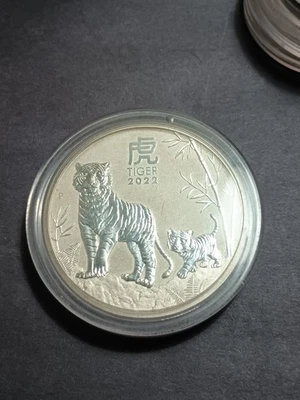 2022 5 OUNCE .9999 FINE SILVER AUSTRALIA PERTH LUNAR SERIES YEAR OF THE TIGER - Image 1 of 4