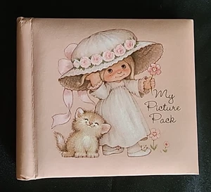 My Picture Pack Vintage Mini Photo Album Angel Love Collection Hallmark Suzy USA - Picture 1 of 13