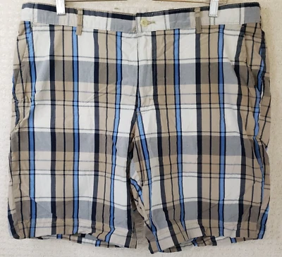 Bills Khakis Men's 38 x 10 Khaki Navy Black & White Plaid Cotton American Shorts - Image 1 of 4