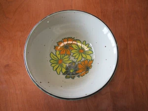 Johnson Bros England IRONSTONE 182 Serving Vegetable Bowl 8 1/2" Orange Yellow - Picture 1 of 3