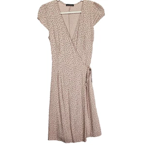 Brandy Melville Full Wrap Midi Dress Sz M Blush Floral 100% Viscose Made Italy - Picture 1 of 8