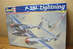 REVELL P-38J Kit modello aereo Lightning #85-5479 scala 1:48 - Foto 1 di 1