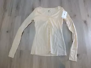 Nike Yoga Training Shirt Women M Beige Button Down Ribbed Scoop Neck Long Sleeve - Picture 1 of 11