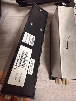 🔥🔥Used 1260 liquid phase binary pump G7112-60070 deaerator #N1688P YF - Image 1 of 4