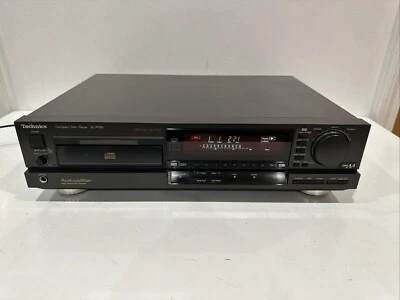 Technics SL-P555 Rare Vintage CD Player Class AA Japan Made 1988 - Image 1 of 4