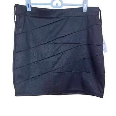 Minifalda Vanity negra brillante nueva con etiquetas talla L Foto 1 de 3