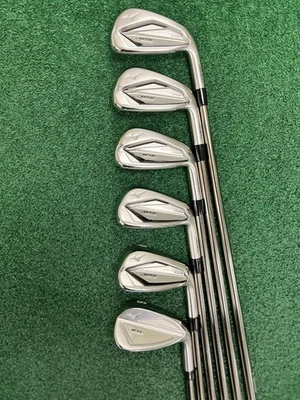 Mizuno JPX 923 Hot Metal Pro 6-PW+GW Right Hand Senior Flex Recoil Graphite F2 - Image 1 of 4