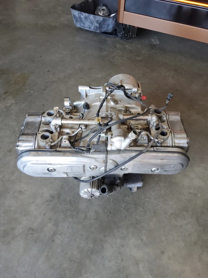 Motor Honda Goldwing GL1200A GL1200 1985 85 83-87 completo funciona 82 k millas Foto 1 de 4