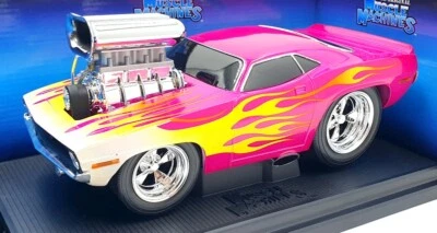 Muscle Machine 1/18 Scale Diecast 61187 - 1970 Plymouth Cuda - Pink with Flame - Image 1 of 4