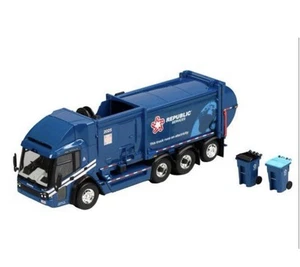 Republic Services Diecast truck McNeilus® Volterra™ ZSL™ Electric - Picture 1 of 3