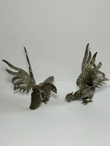 Par de gallos de lucha de metal con placa plateada o plateada MCM vintage - Imagen 1 de 20