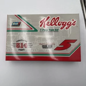 1996 REVELL HO SCALE KELLOGG'S TERRY LABONTE #5 IRON MAN 7 PIECE TRAIN SET - Picture 1 of 7