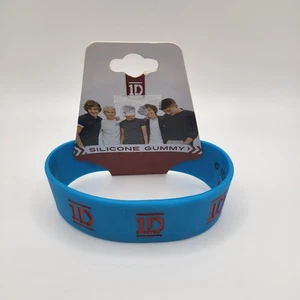 NEW One Direction 1D Rubber Bracelet  BLUE and RED - Picture 1 of 2