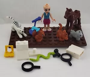 LEGO Friends Mini Fig Animals Snake Horse Squirrel Cat Dog Microphone Bow Girl - Picture 1 of 4