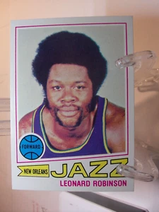 1977-78 Topps White Backs Basketball Card #74 Leonard Robinson (93007) - Picture 1 of 2